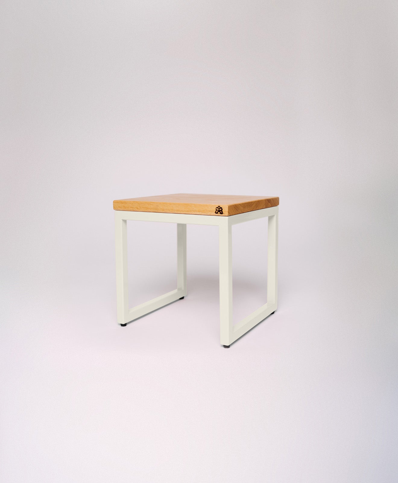 Kinderhocker aus Holz & Stahl TRALLAFTTI von Kawentsmann