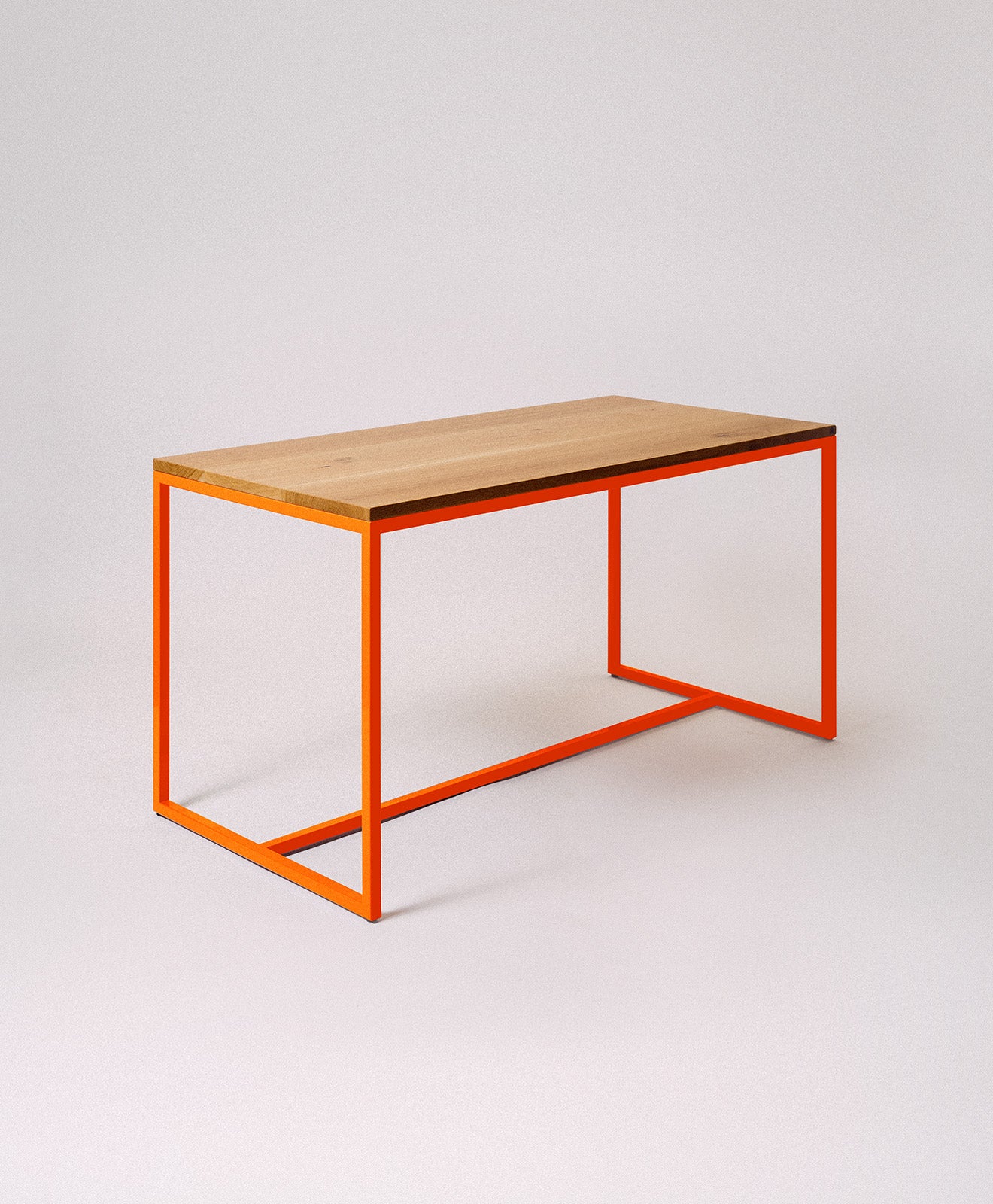 Tisch Massivholz & Stahlgestell mit Mittelstrebe TALON