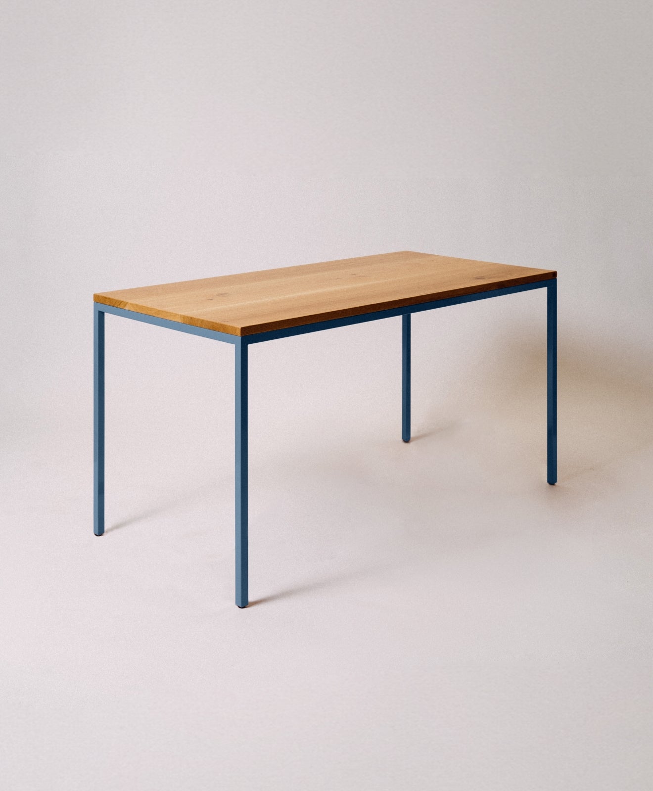 Kawentsmann Tisch "Talon" mit Vierfuß - Kawentsmann Digital GmbH