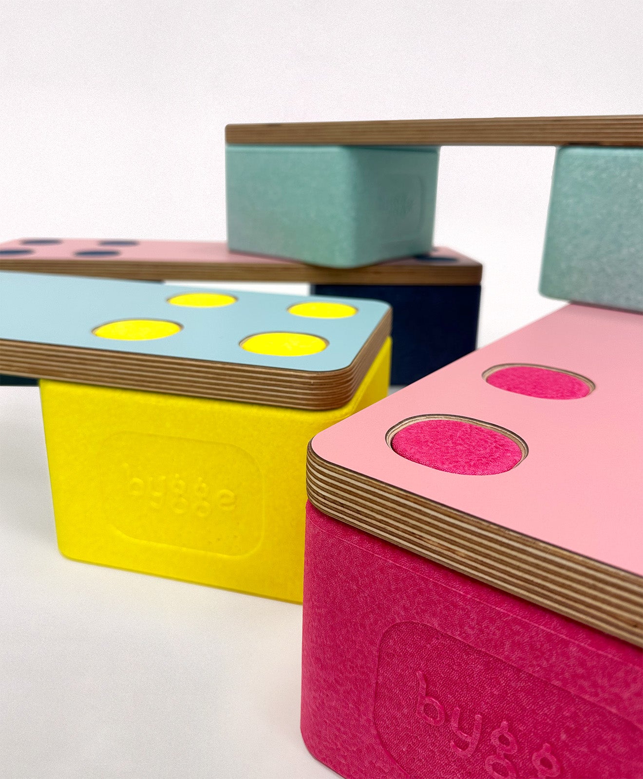 Holzbrett aus HPL-beschichtetem Multiplex passend für die bygge-Bausteine von Kawentsmann