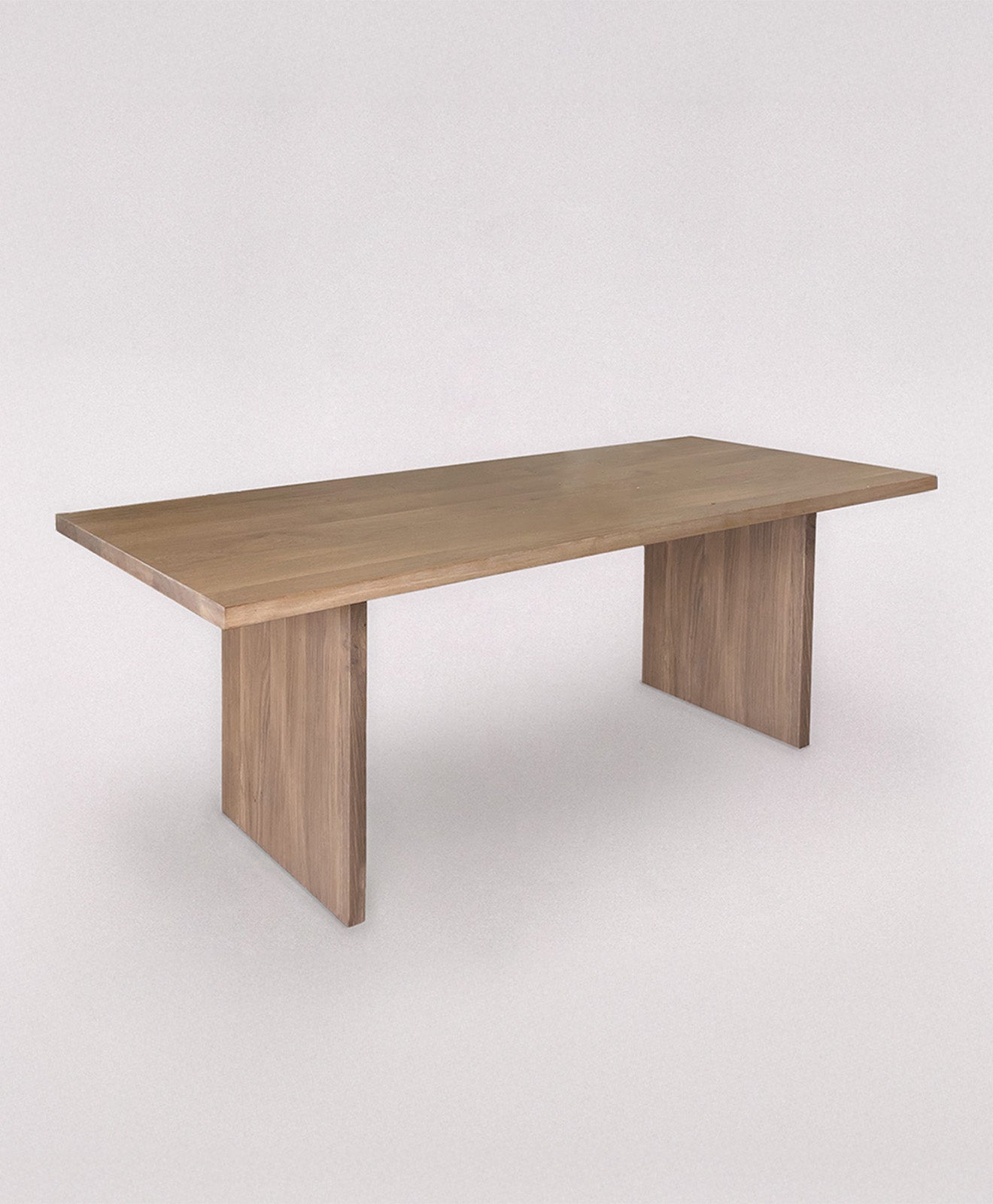 Tisch aus Massivholz Eiche geweißt von Kawentsmann