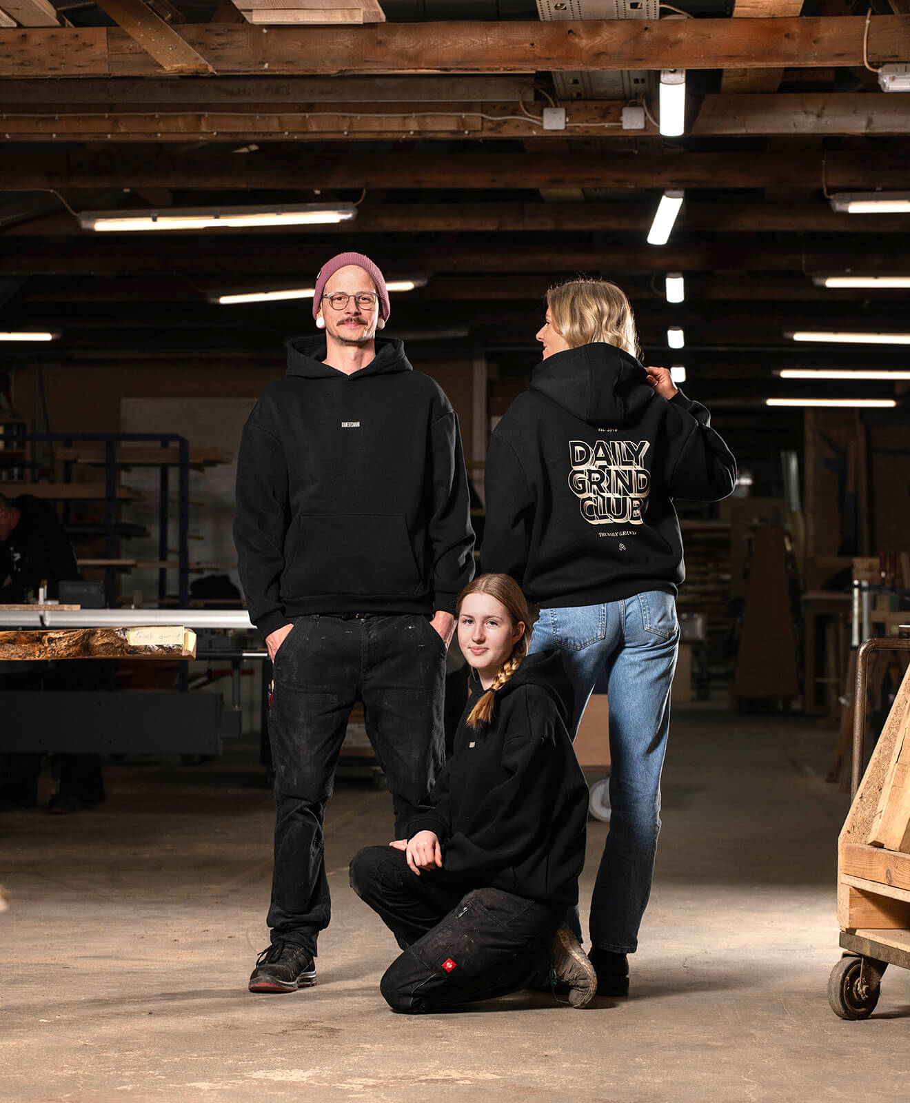 Hoodie Schwarz "Daily Grind"