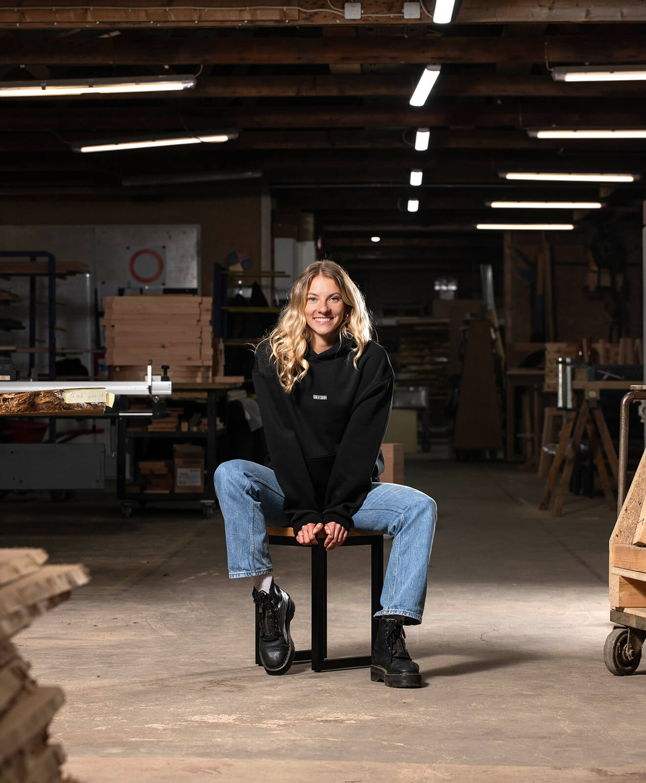 Hoodie Schwarz "Daily Grind"