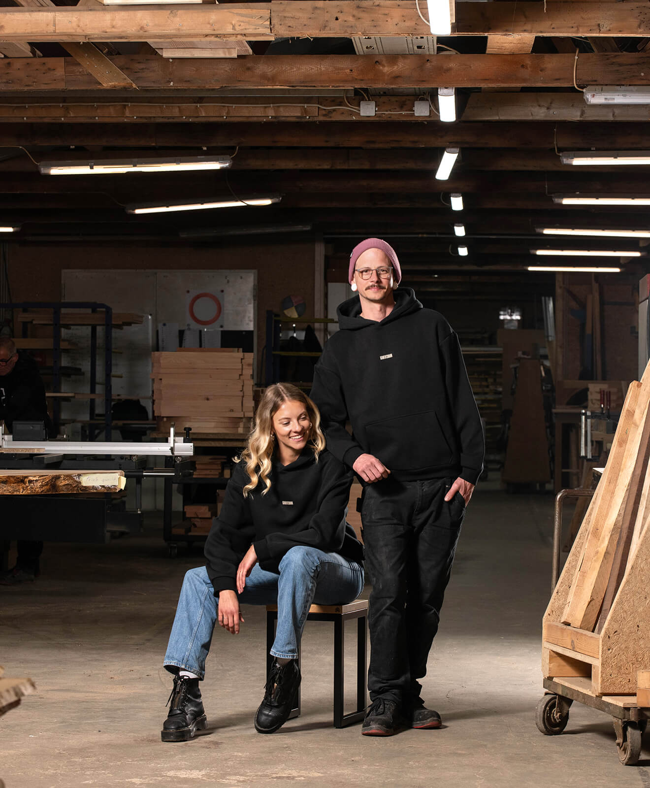 Hoodie Schwarz "Daily Grind"