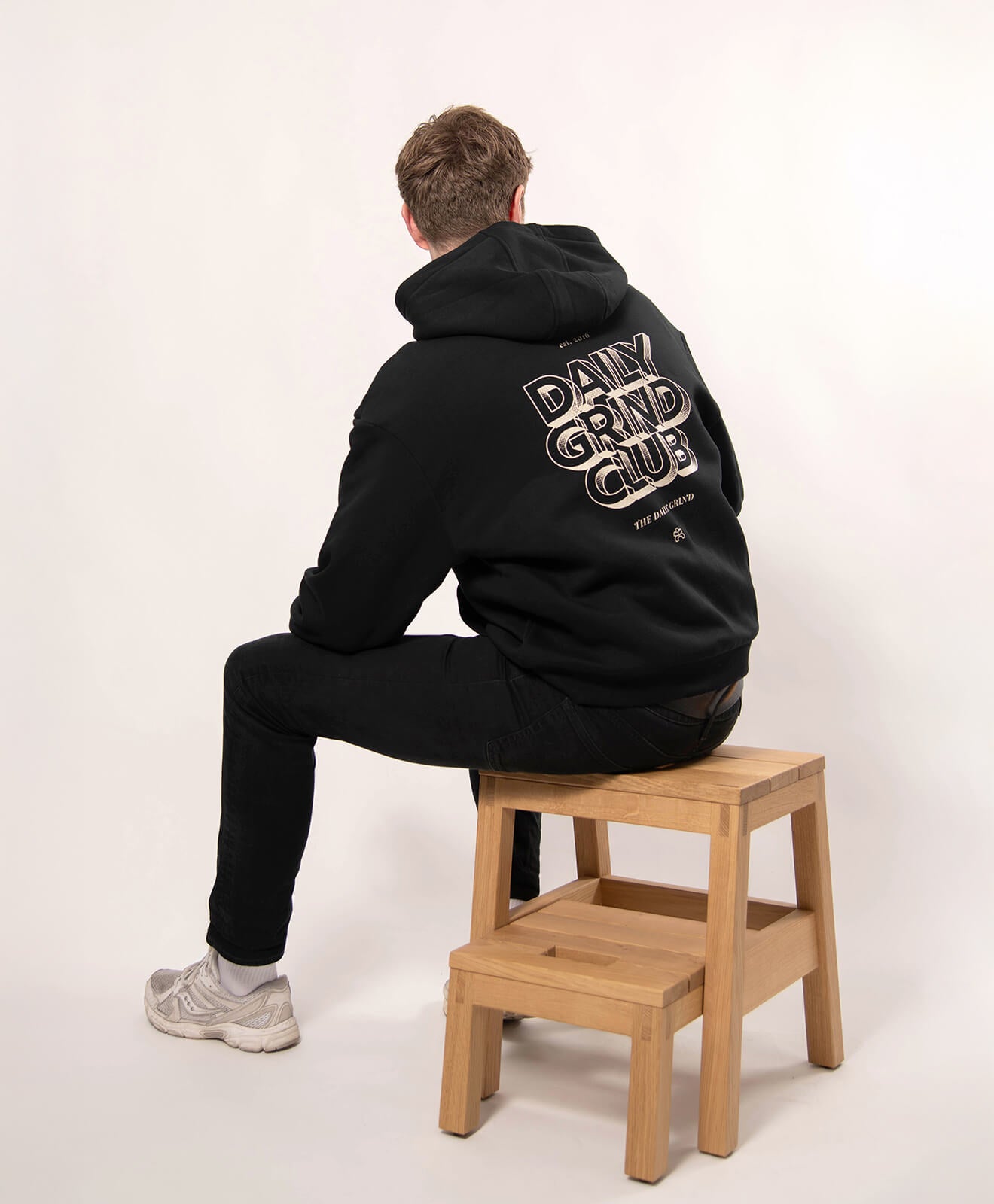 Hoodie Schwarz "Daily Grind"