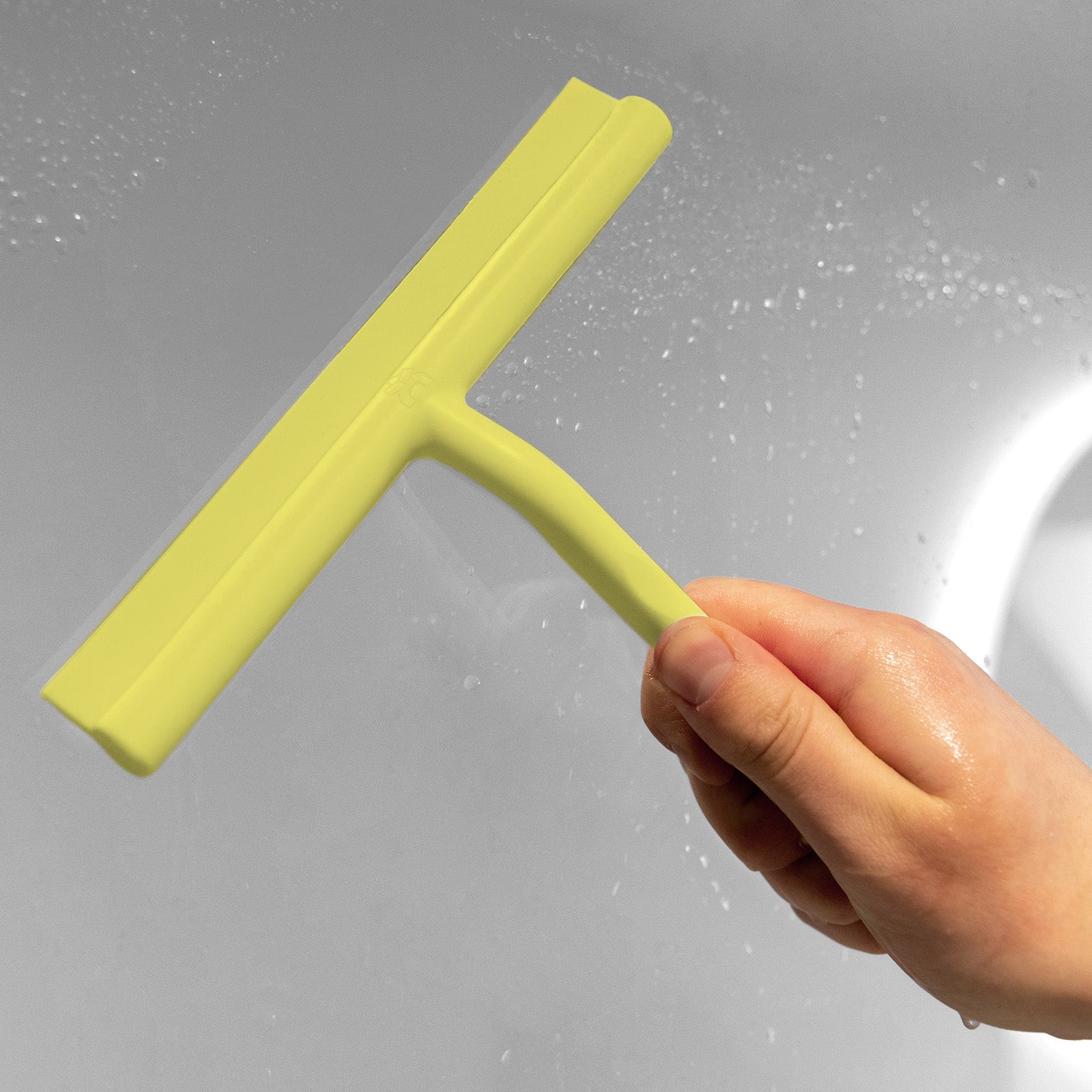 Abzieher aus Silikon für Bad und mehr von KAWENTSMANN in Gelb