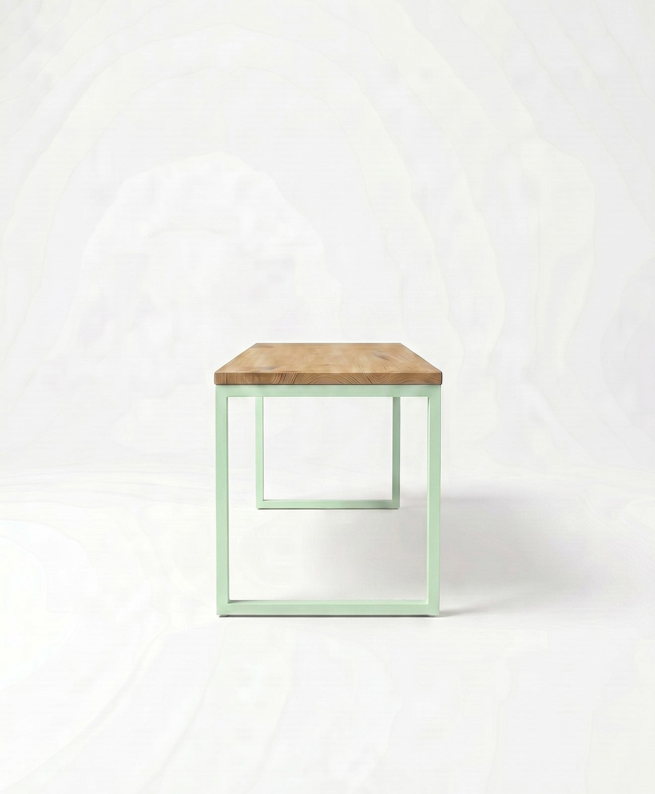 Sitzbank aus Holz & Stahl TALON ohne Mittelstrebe von KAWENTSMANN