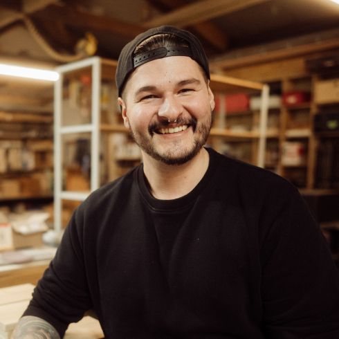 Bobby - Tischler bei Kawentsmann