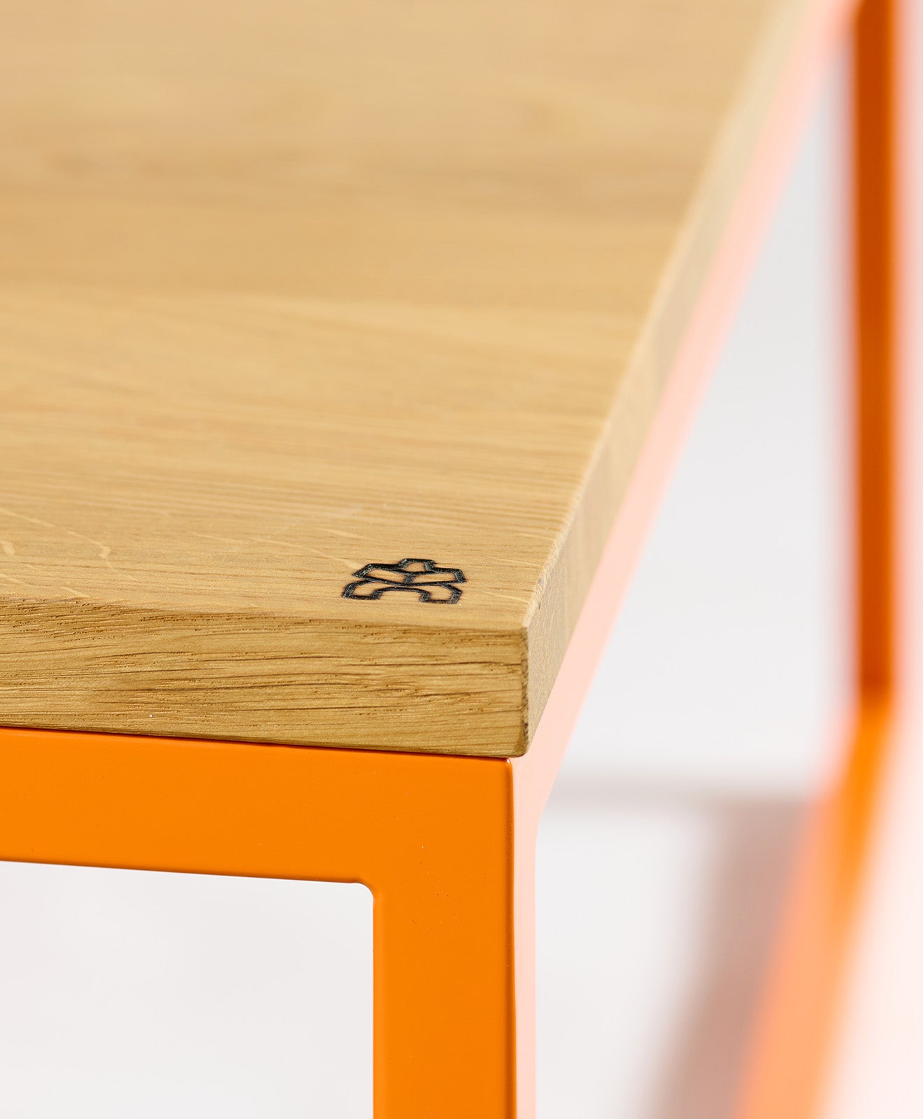 Couchtisch Holz & Metall TALON Detail