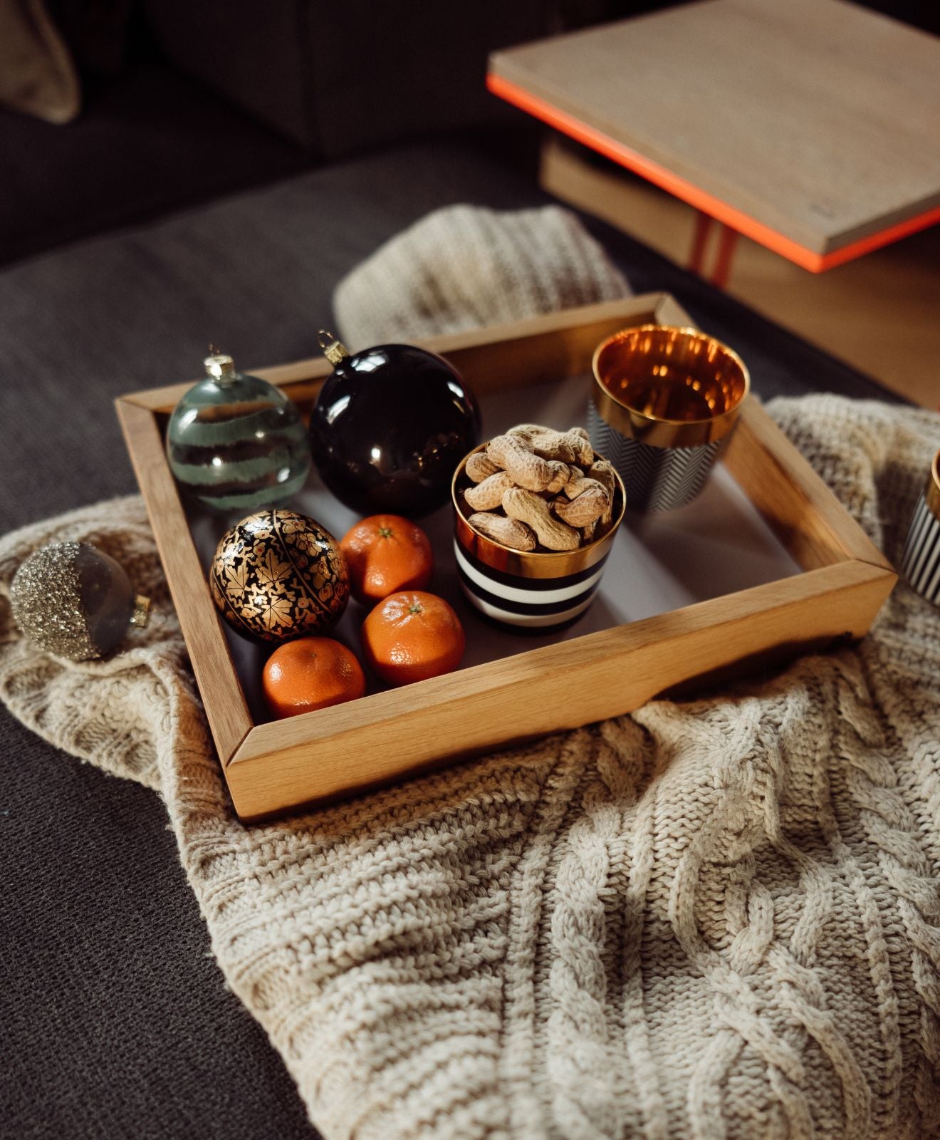 Holztablett aus Eiche & HPL ALMA von KAWENTSMANN