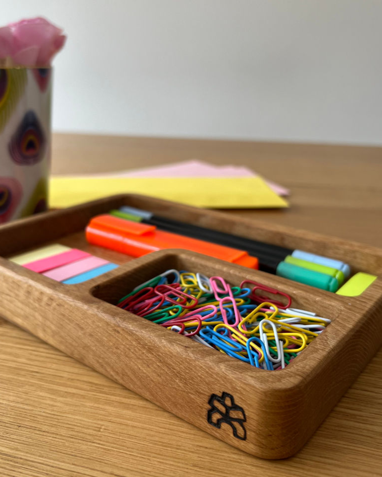 Dekotablett Holz "Kleine Frida" von Kawentsmann als Schreibtischorganizer