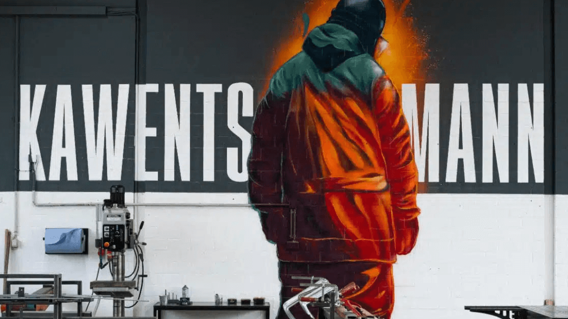 Graffiti in der Metallwerkstatt von KAWENTSMANN zur Veranschaulichung der Besichtigungsterminbuchung