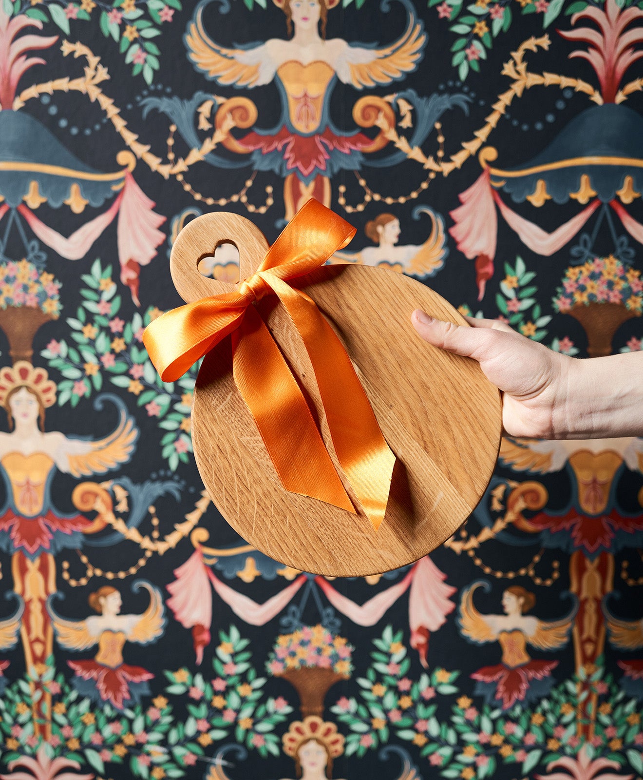 Kawentsmann Schneidebrett Holz "Heidi" als Geschenk