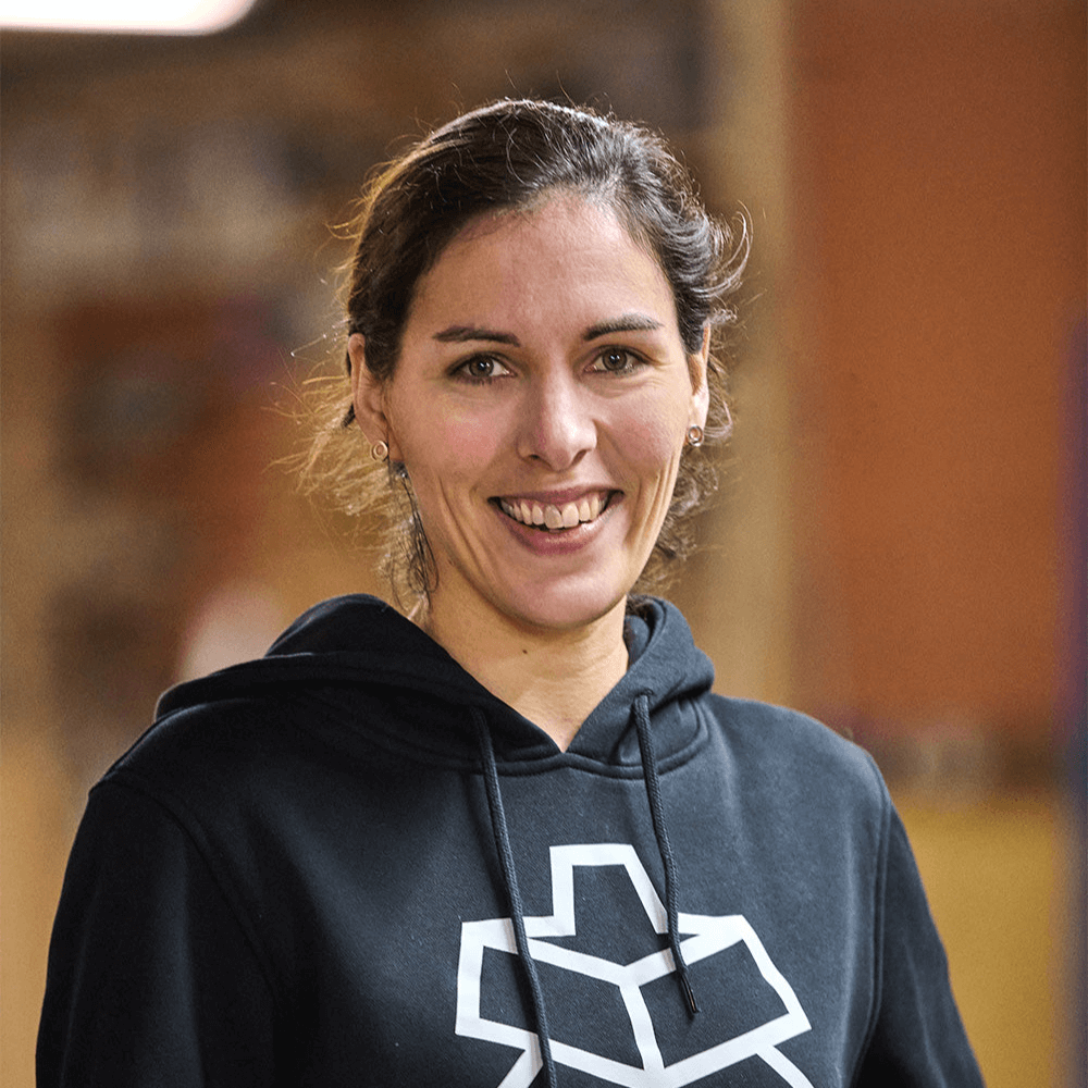 Tabea - Tischlerin & Designerin im B2B bei Kawentsmann