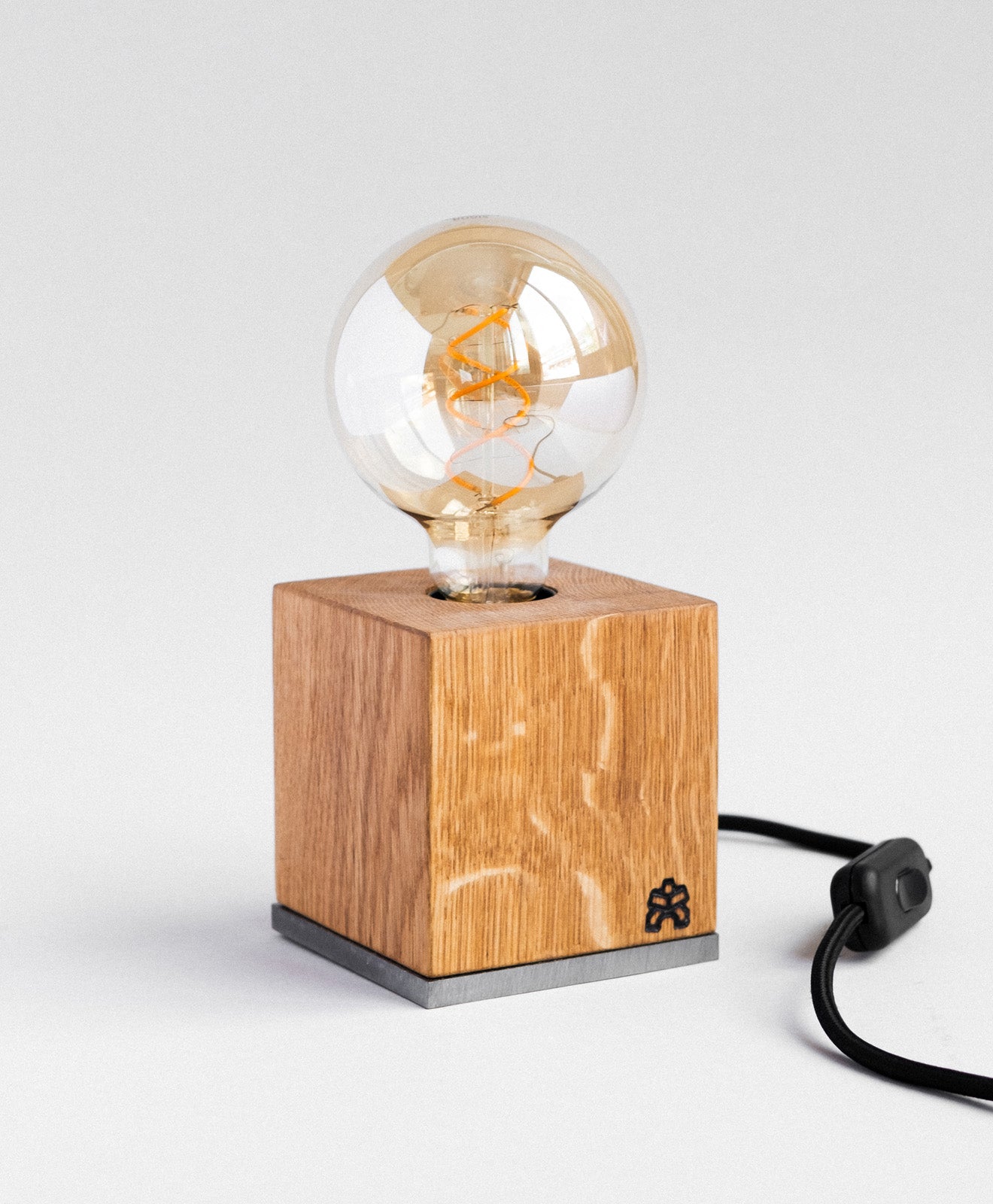 Tischlampe Holz LORENZ - Kawentsmann Digital GmbH