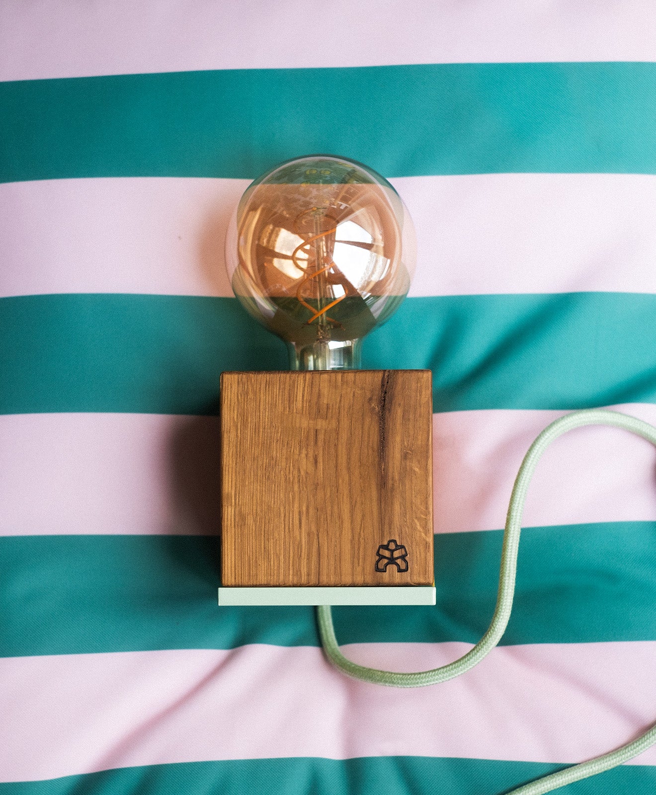 Tischlampe Holz LORENZ - Kawentsmann Digital GmbH