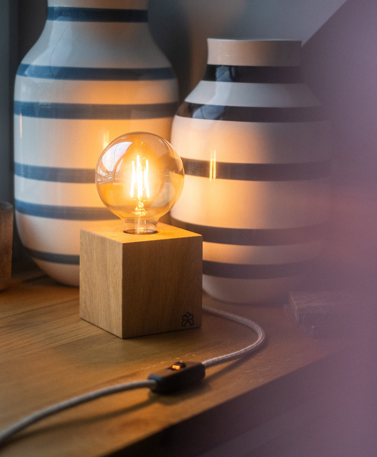 Tischlampe Holz LORENZ - Kawentsmann Digital GmbH