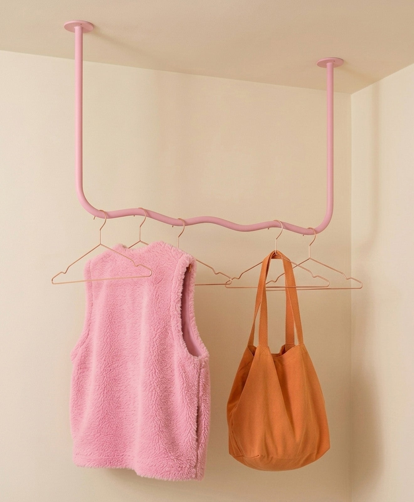 Flur Möbel & Accessoires von Kawentsmann
