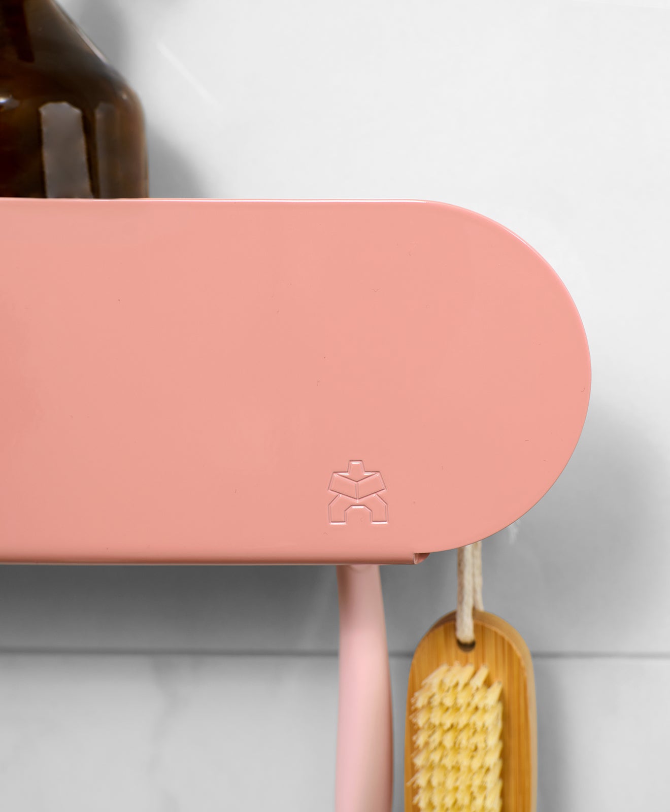 Duschablage ohne Bohren ORBI  in Rosa Detailaufnahme Front