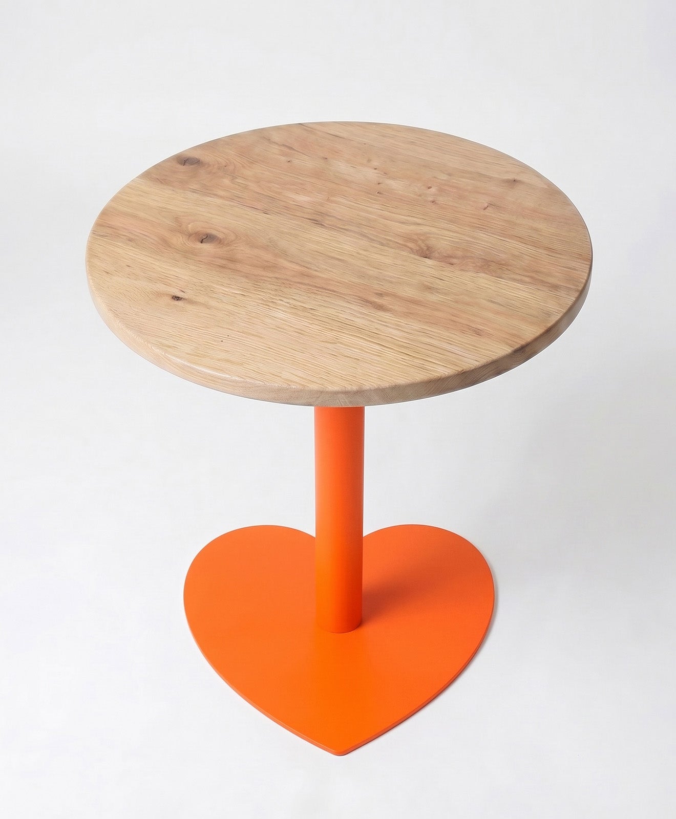 Bistrotisch rund aus Holz & Stahl Herz