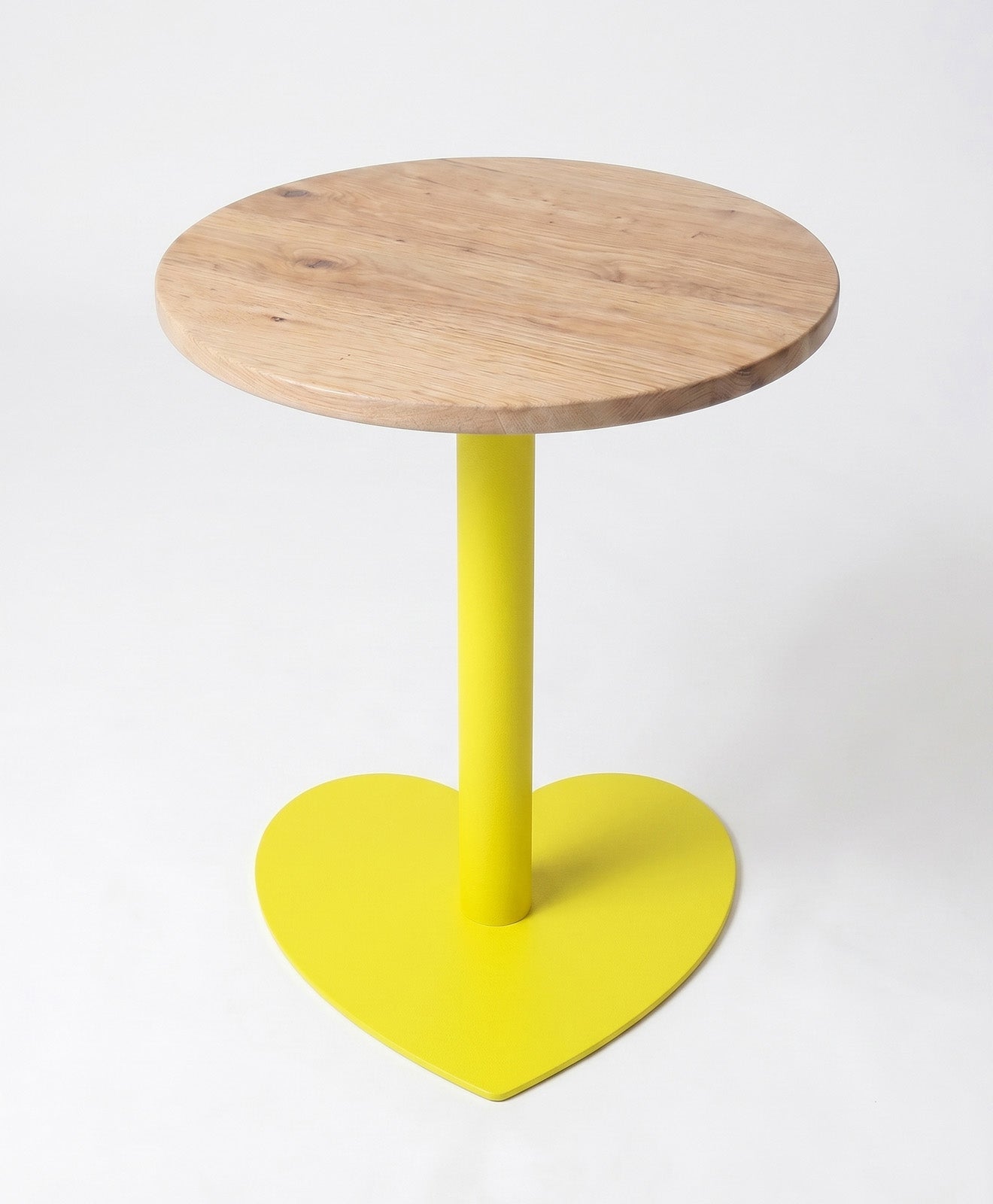 Bistrotisch rund aus Holz & Stahl Herz
