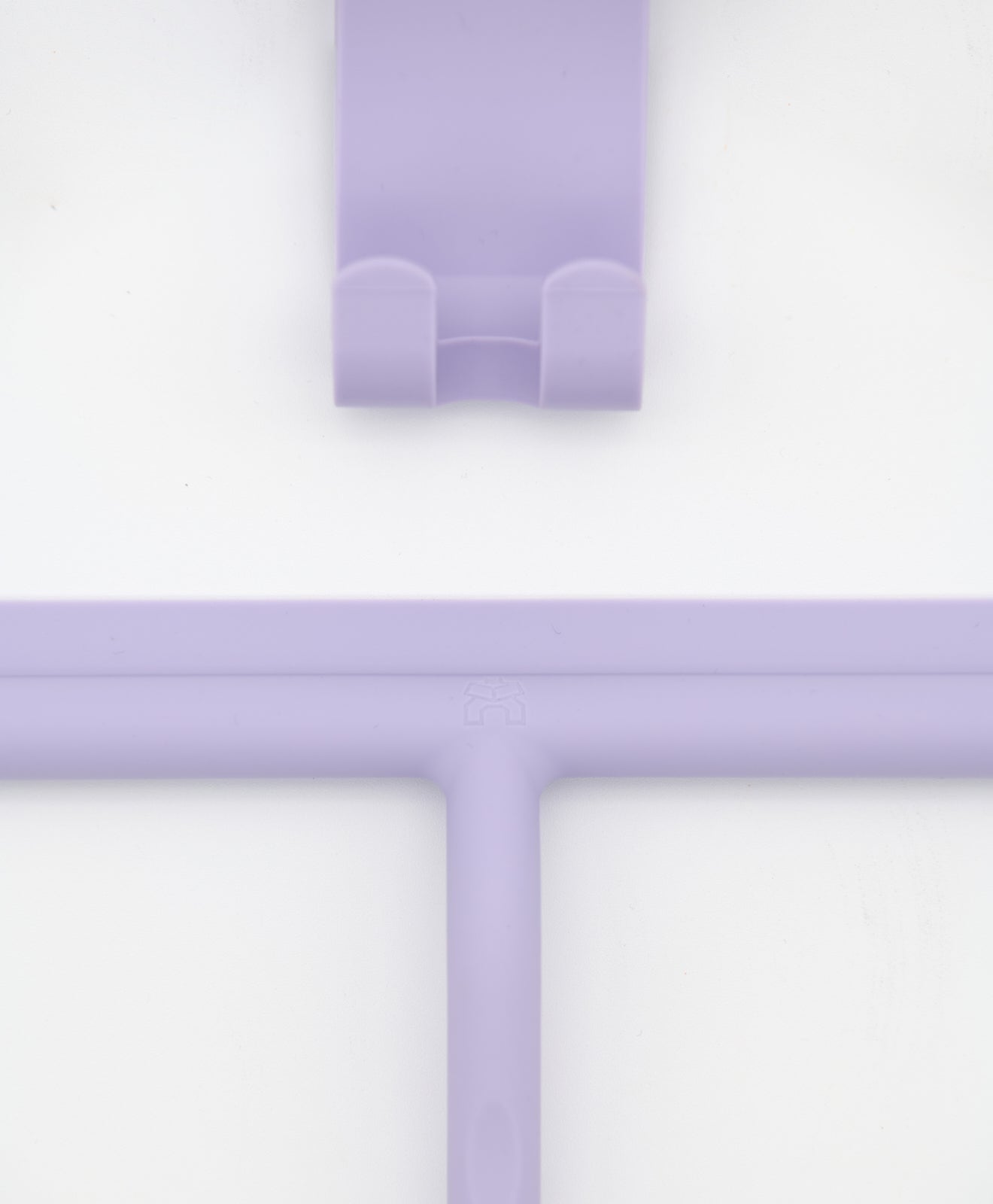 Abzieher aus Silikon für Bad und mehr von KAWENTSMANN in Lila