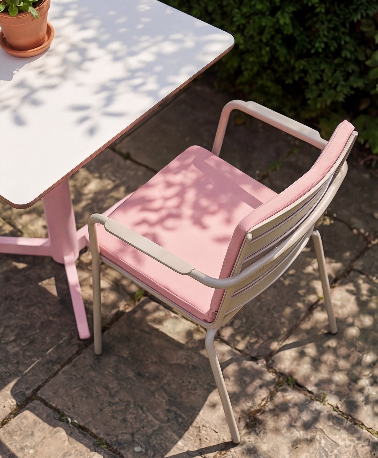 Gartentisch eckig – Outdoor Tisch wetterfest ILSE