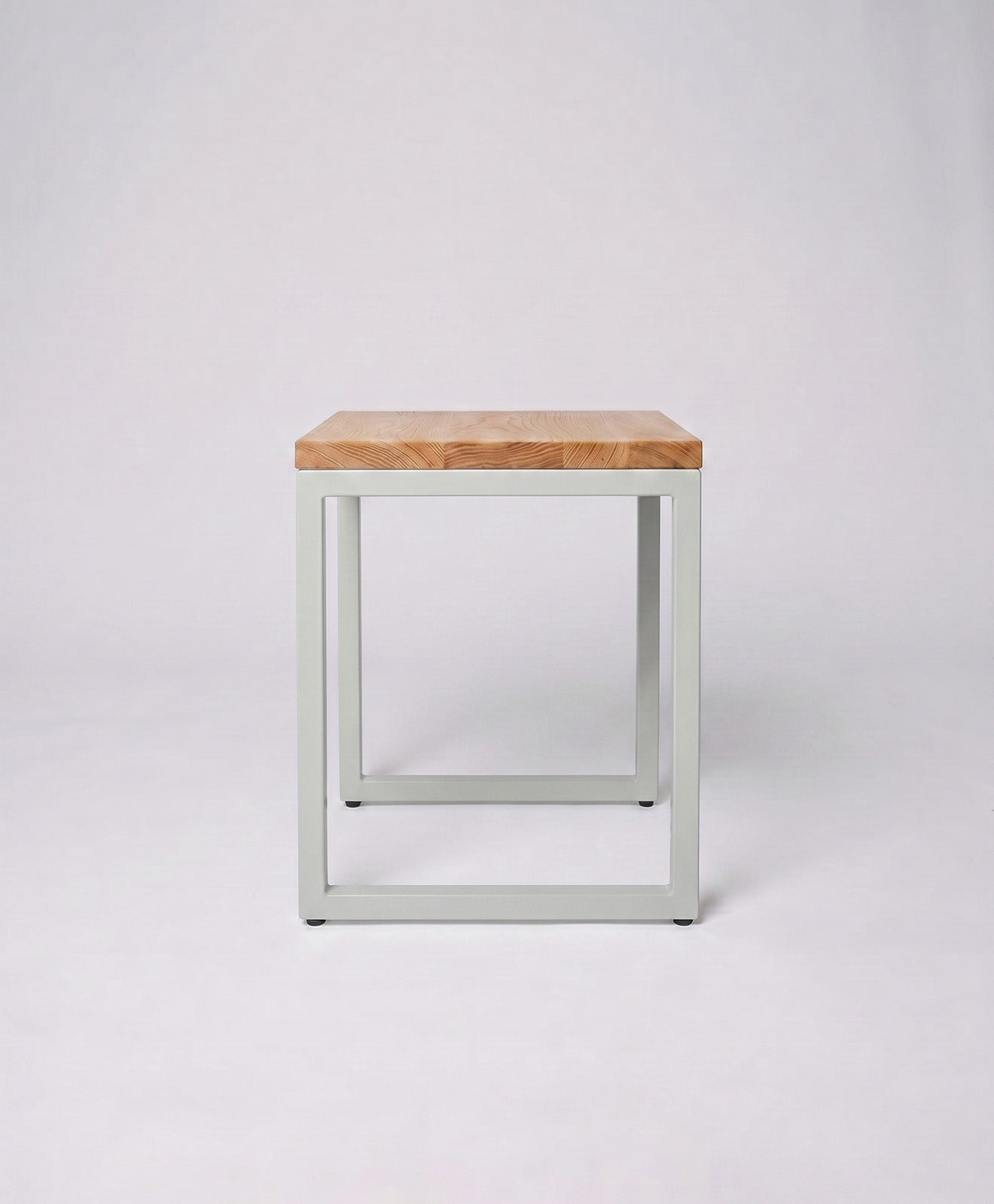 Hocker Holz Eiche & Metall TALON ohne Mittelstrebe von KAWENTSMANN