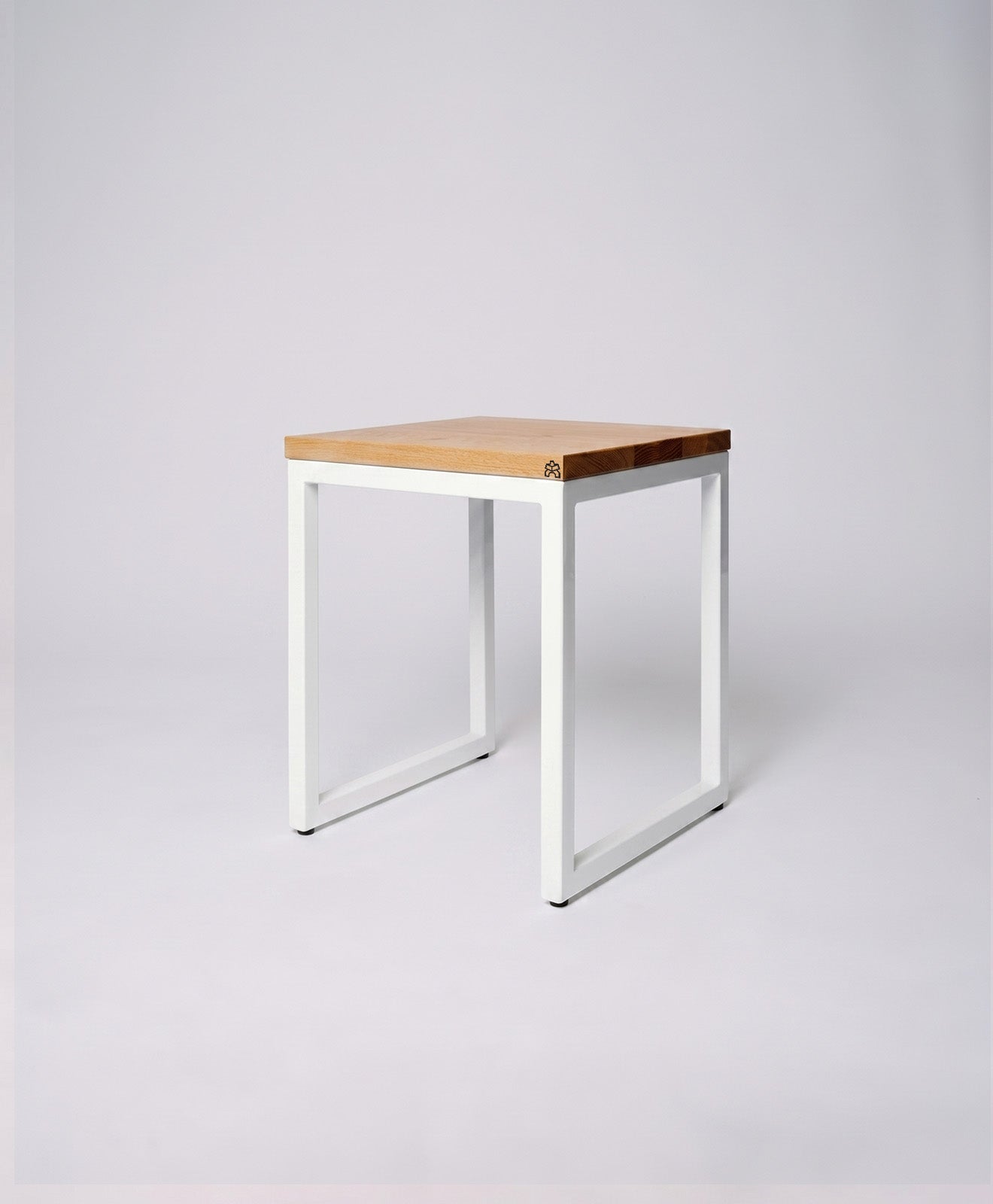 Hocker Holz Eiche & Metall TALON ohne Mittelstrebe von KAWENTSMANN