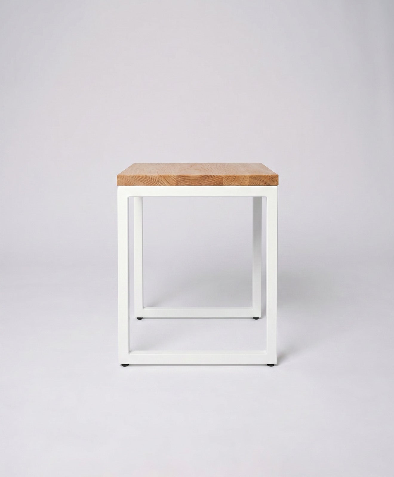 Hocker Holz Eiche & Metall TALON ohne Mittelstrebe von KAWENTSMANN