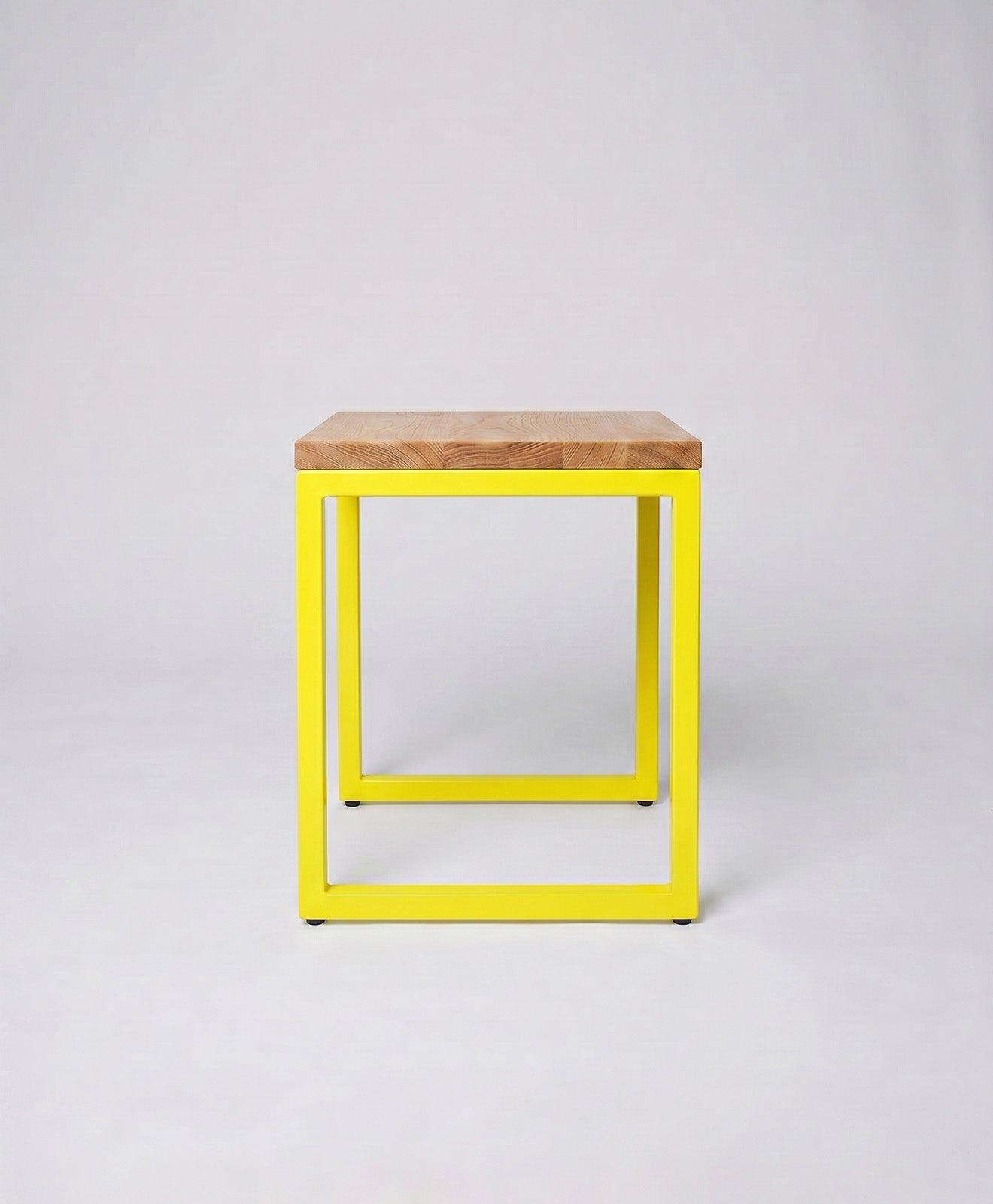 Hocker Holz Eiche & Metall TALON ohne Mittelstrebe von KAWENTSMANN