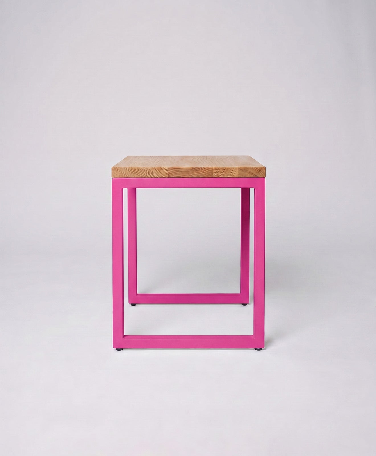 Hocker Holz Eiche & Metall TALON ohne Mittelstrebe von KAWENTSMANN