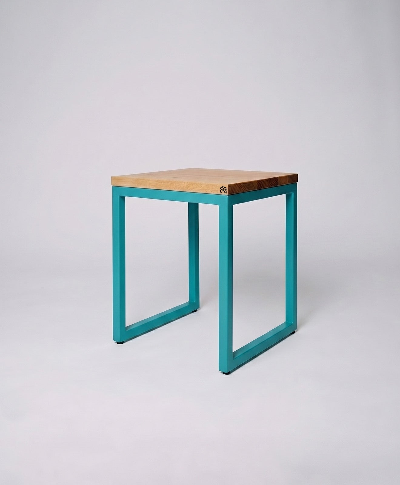 Hocker Holz Eiche & Metall TALON ohne Mittelstrebe von KAWENTSMANN