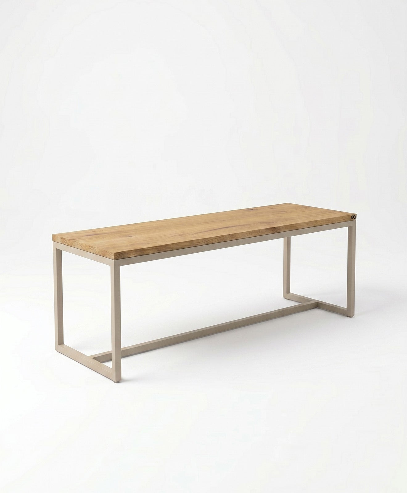 Sitzbank aus Holz & Stahlgestell TALON mit Mittelstrebe von KAWENTSMANN