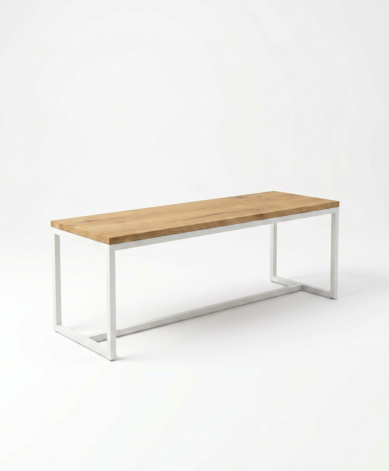 Sitzbank aus Holz & Stahlgestell TALON mit Mittelstrebe von KAWENTSMANN