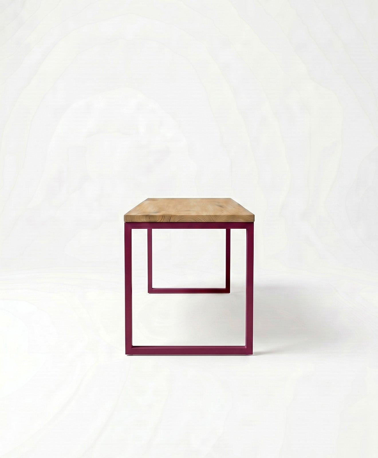 Sitzbank aus Holz & Stahl TALON ohne Mittelstrebe von KAWENTSMANN