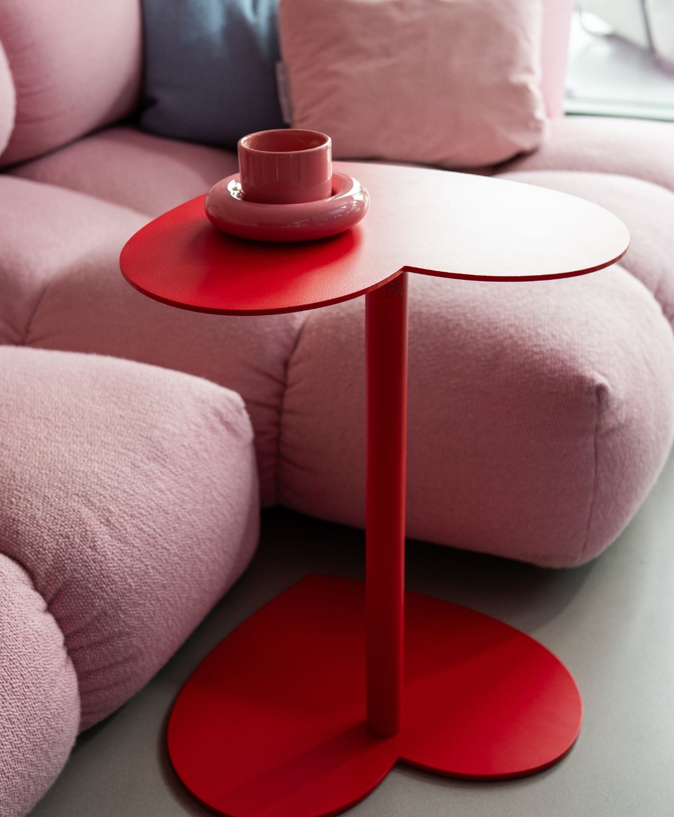 Beistelltisch | Couchtisch aus Metall AMOR im Wohnzimmer