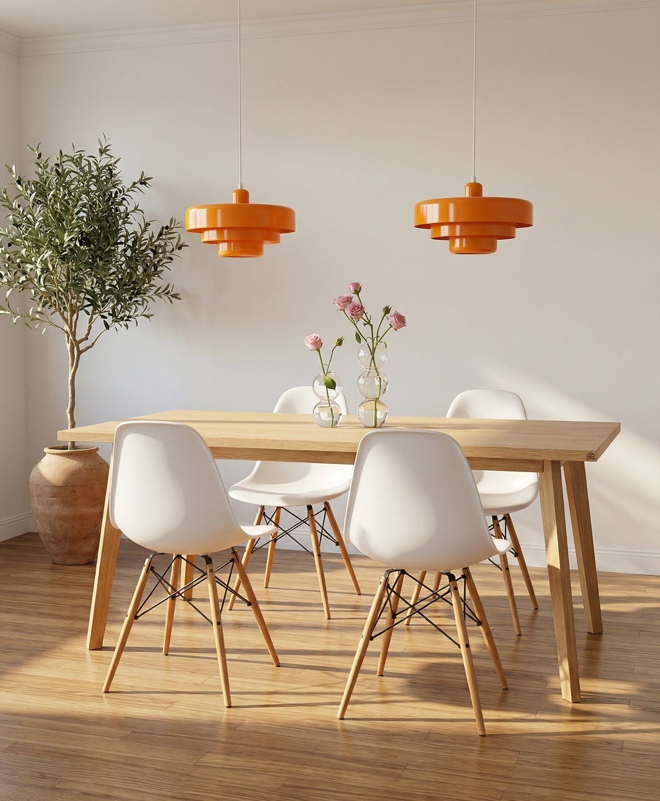 Tisch Massivholz Eiche KNEBBEL im Esszimmer