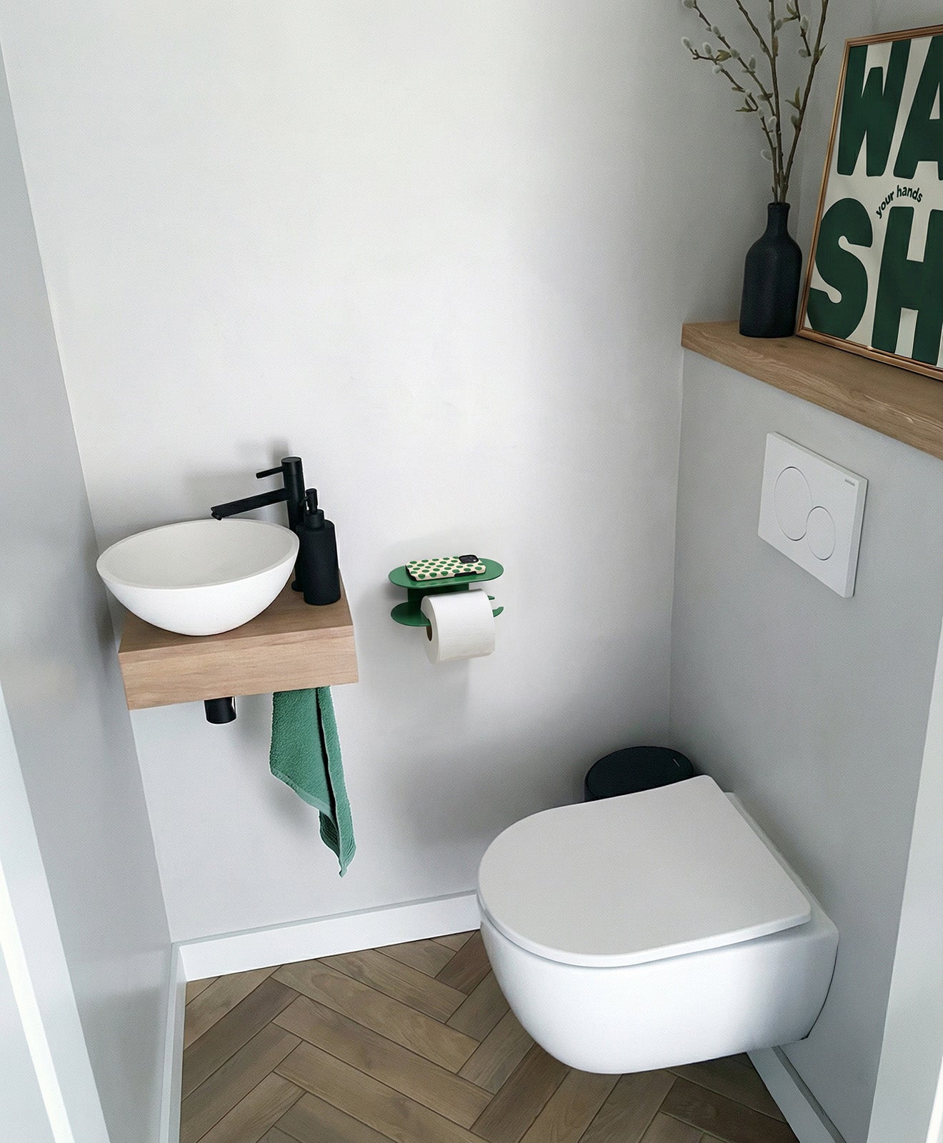 Toilettenpapierhalter ohne Bohren mit Ablage ORBI im Gäste-WC